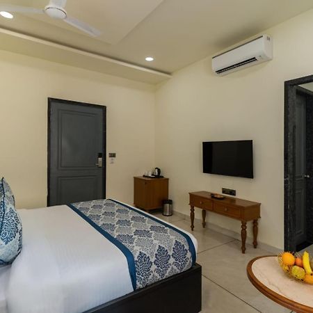 Hotel Traavista Aravali Mahal Udajpur Zewnętrze zdjęcie