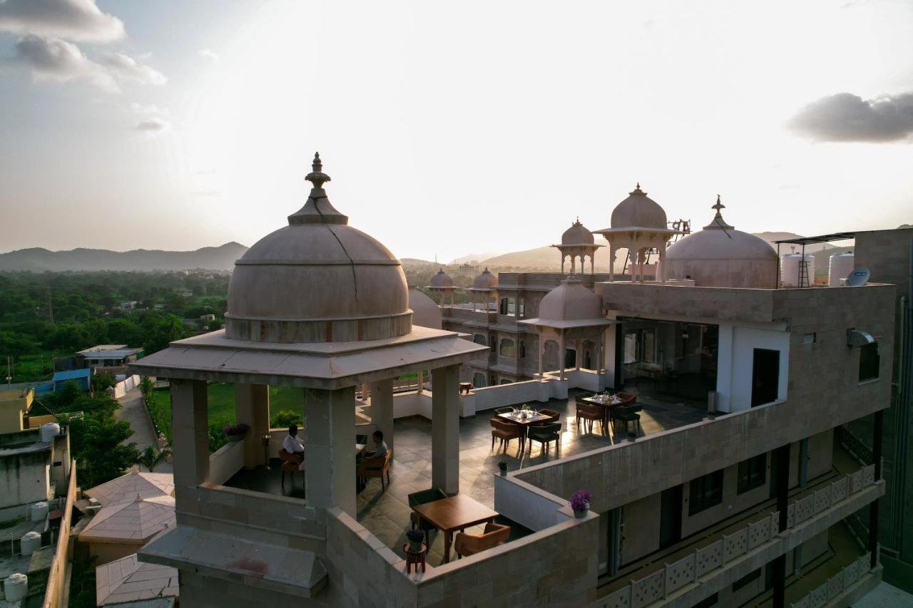 Hotel Traavista Aravali Mahal Udajpur Zewnętrze zdjęcie