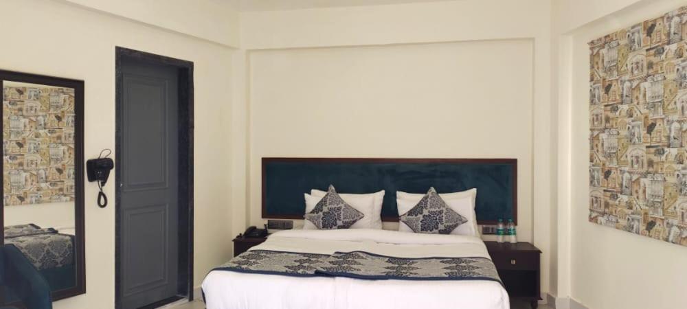 Hotel Traavista Aravali Mahal Udajpur Zewnętrze zdjęcie