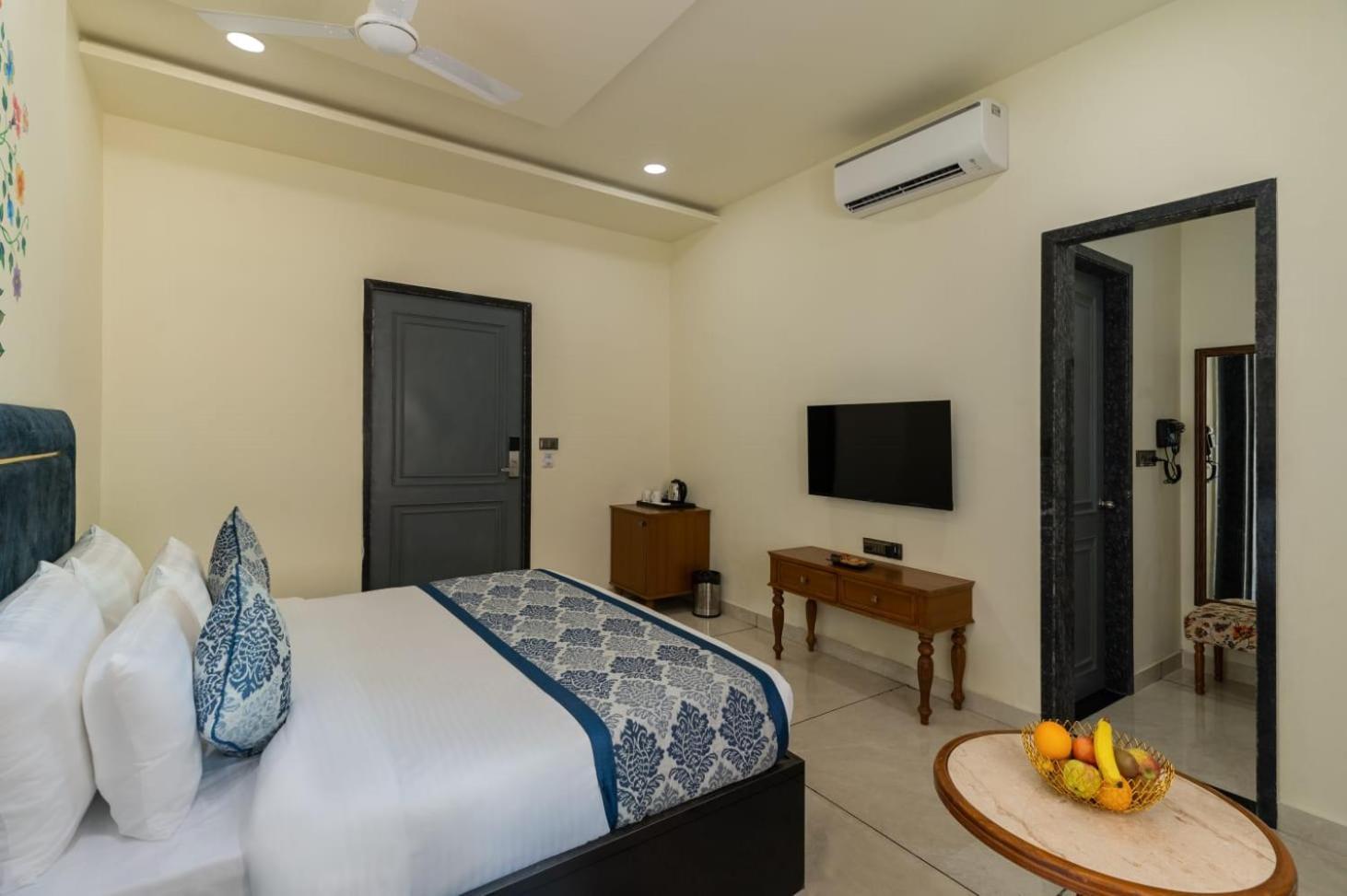 Hotel Traavista Aravali Mahal Udajpur Zewnętrze zdjęcie